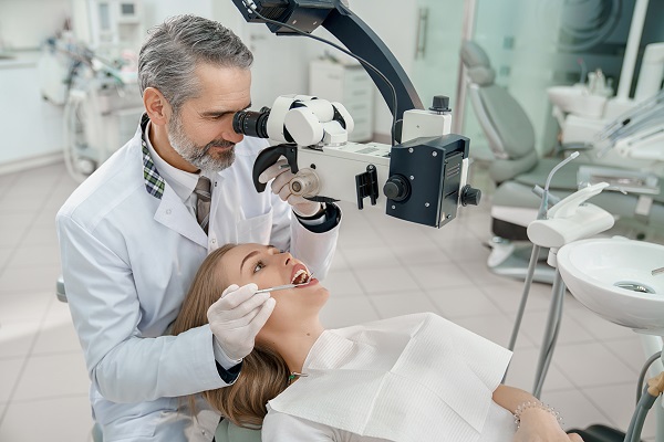 Procedimento de Restauração Dentária Procedimento de Restauração Dentária