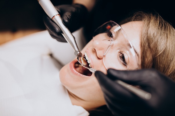 Como evitar placa bacteriana nos dentes: descubra Como evitar placa bacteriana nos dentes: descubra