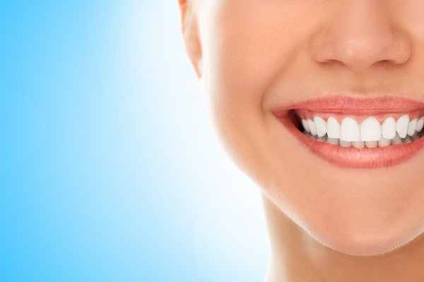 4 cuidados dentários que você precisa ter