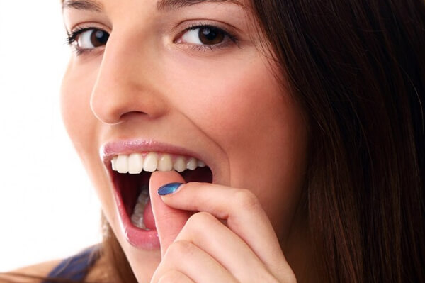 5 Dicas para Prevenir Manchas nos Dentes